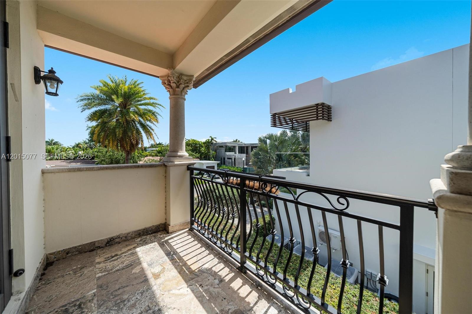 BAY HARBOR ISLAND - Residential