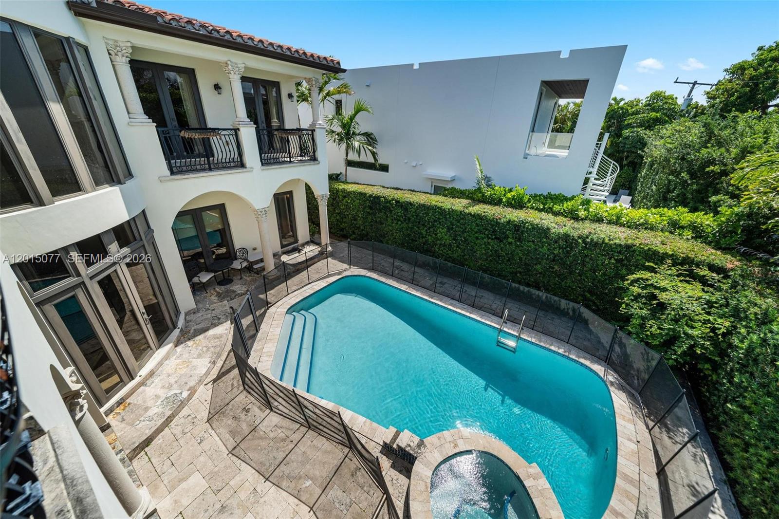 BAY HARBOR ISLAND - Residential