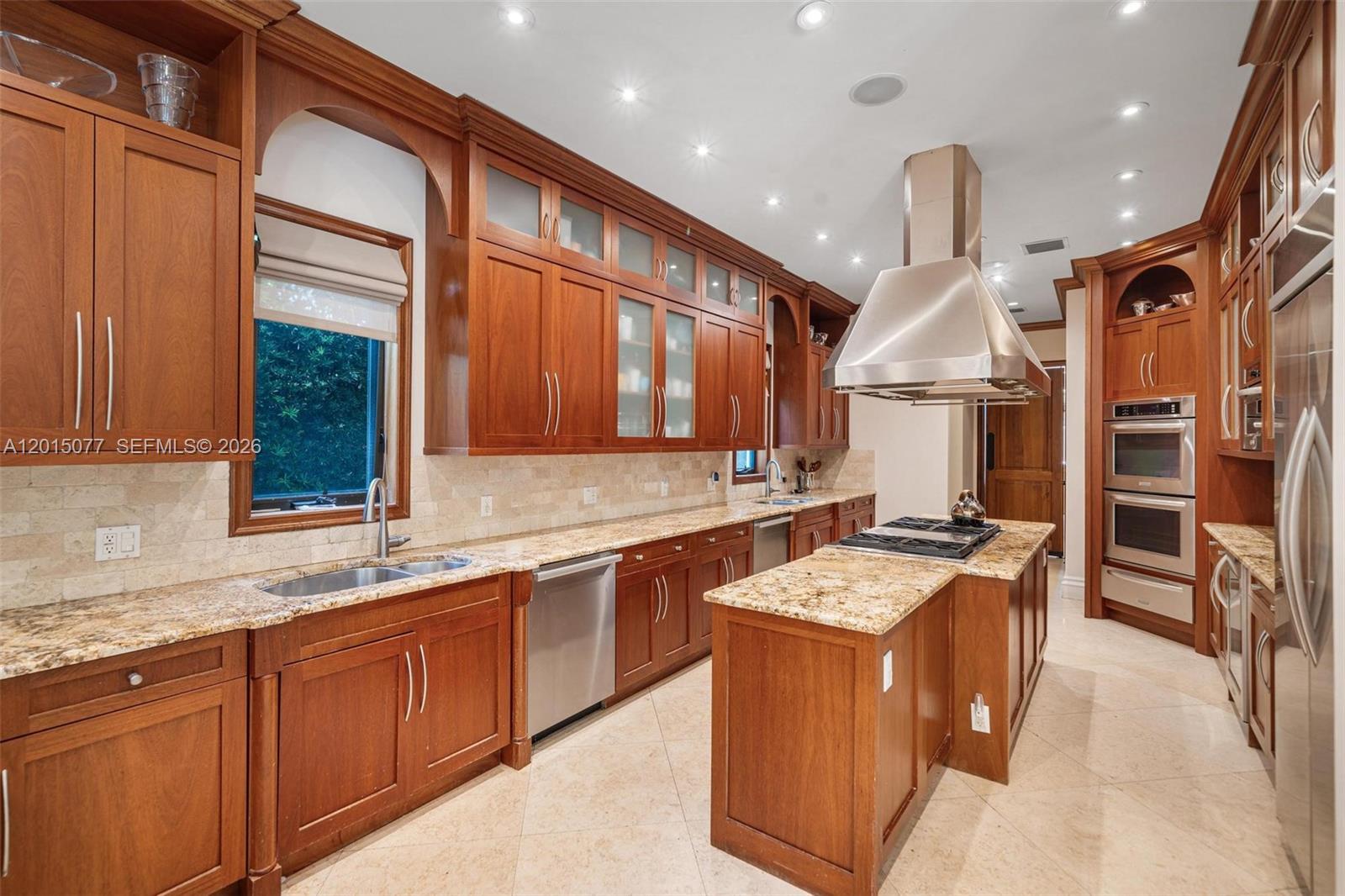 BAY HARBOR ISLAND - Residential