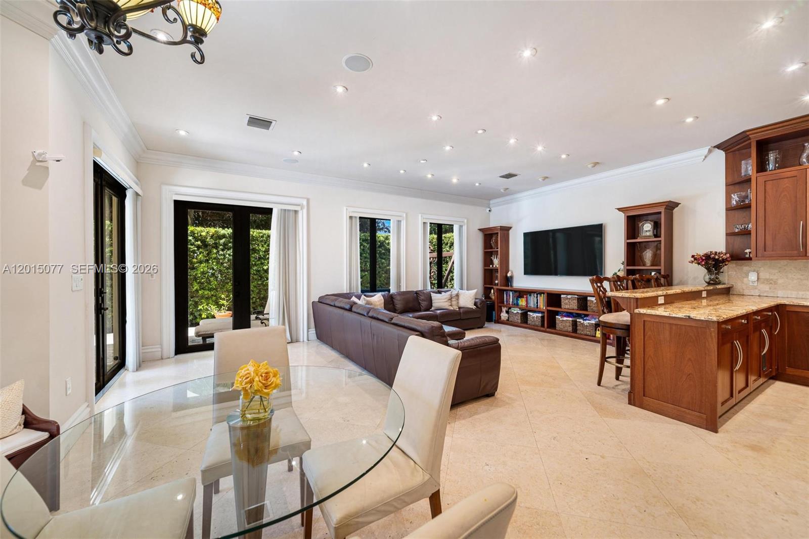BAY HARBOR ISLAND - Residential
