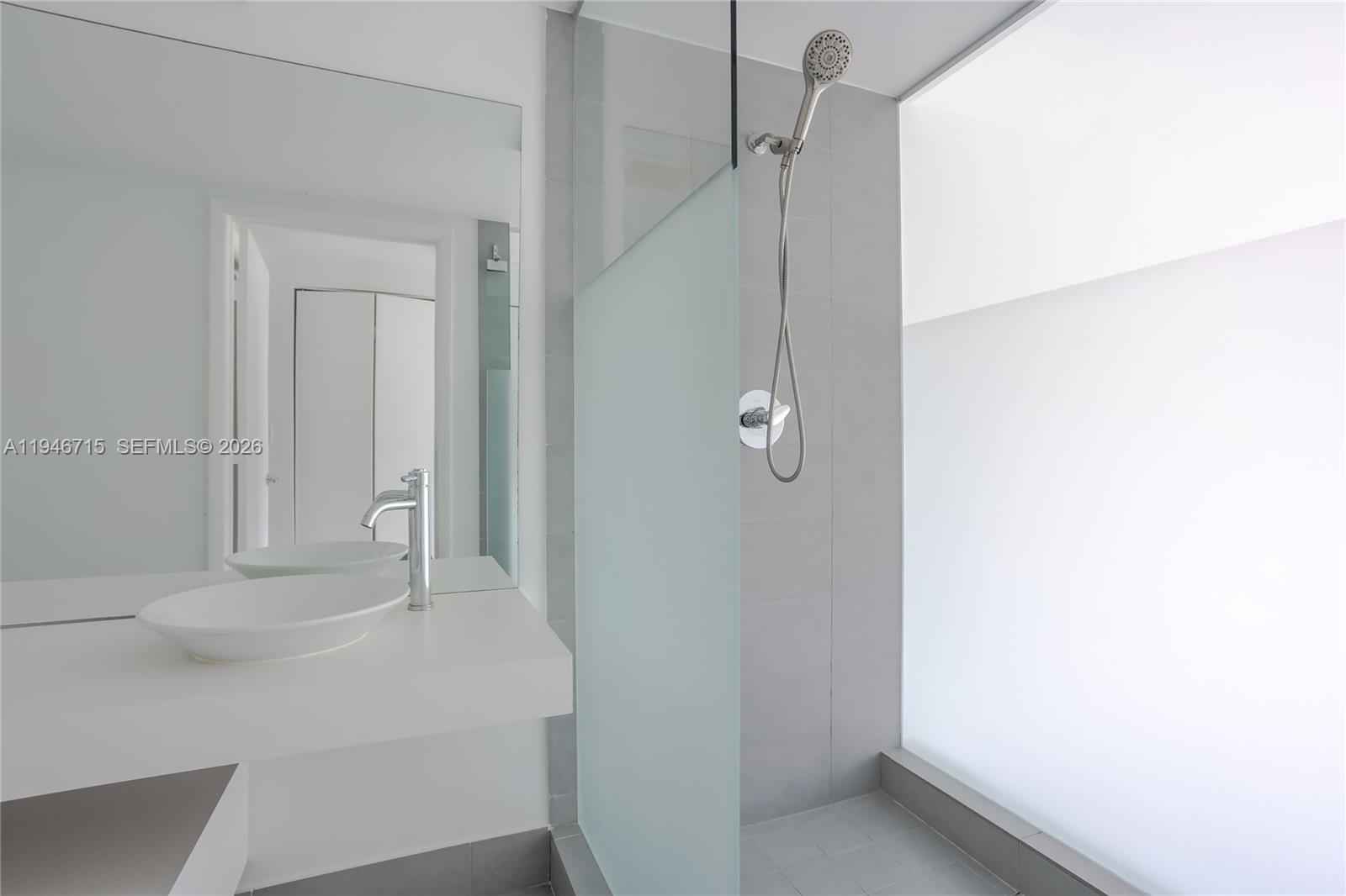 MINT CONDO - Residential Lease