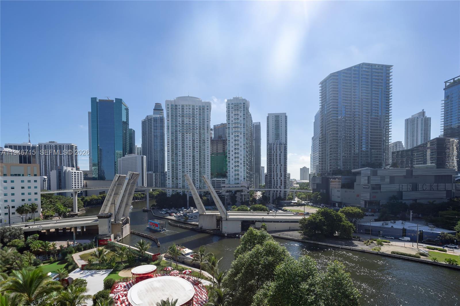 MINT CONDO - Residential Lease