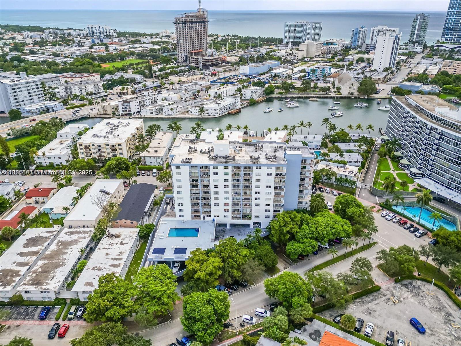 STANTON HOUSE CONDO - Residential