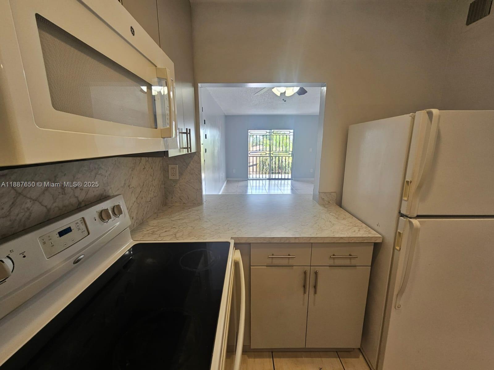 WEST FLAGLER HERITAGE NO - Residential Lease