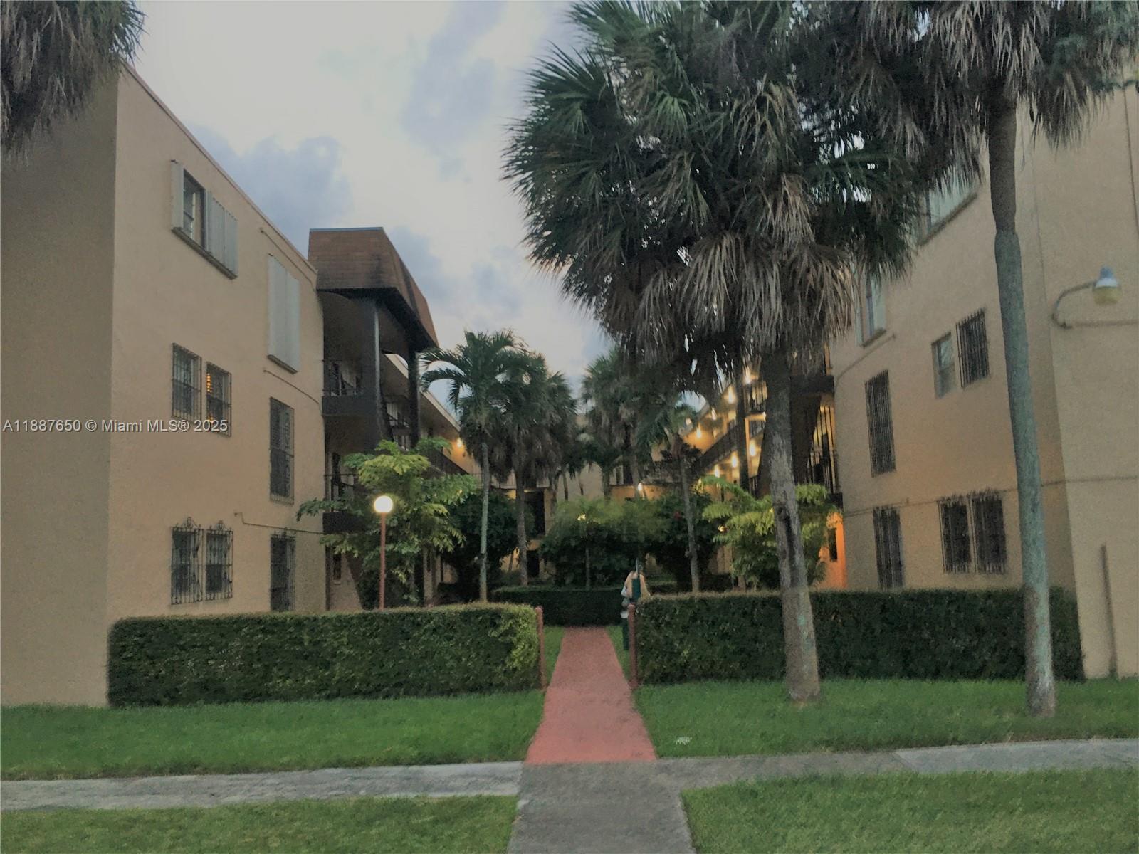 WEST FLAGLER HERITAGE NO - Residential Lease