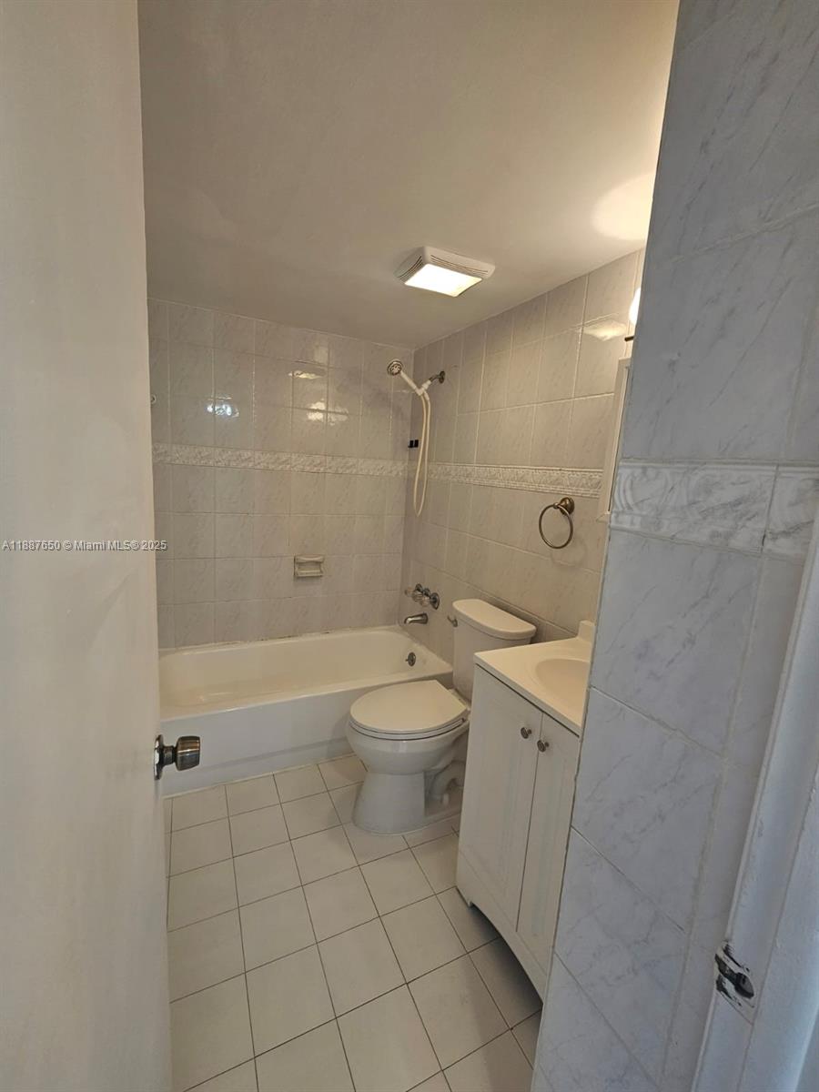 WEST FLAGLER HERITAGE NO - Residential Lease