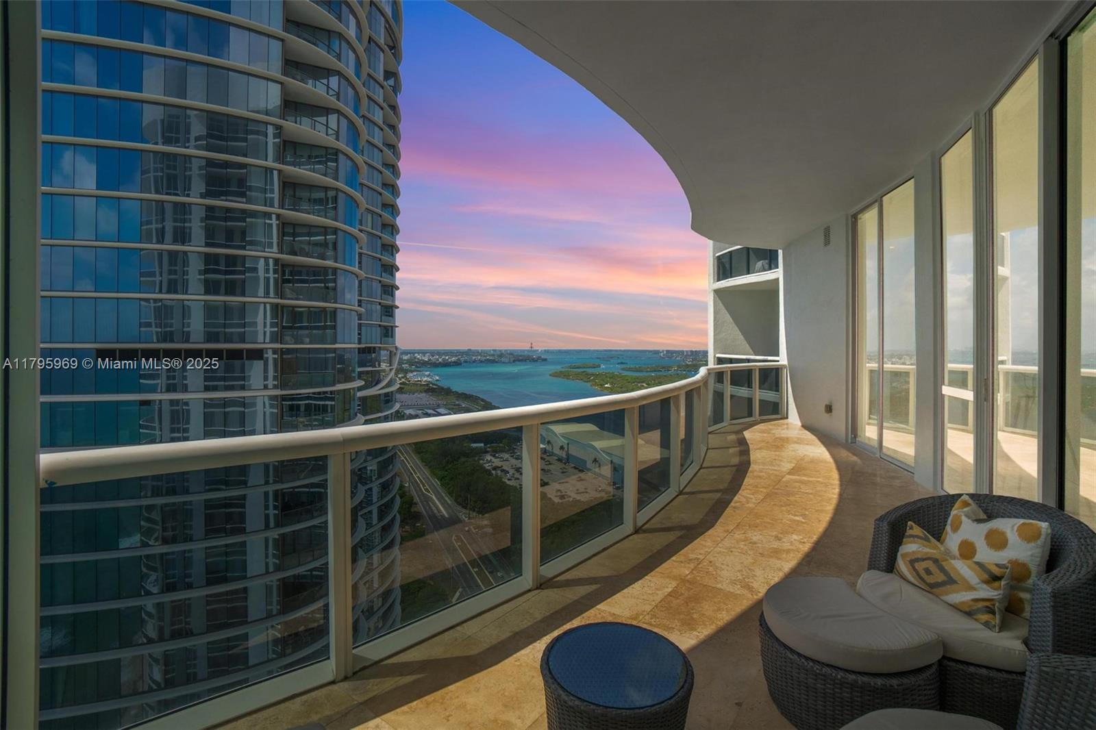 Property for Sale at 15811 Collins Ave 3507, Sunny Isles Beach, Miami-Dade County, Florida - Bedrooms: 3 
Bathrooms: 3  - $1,650,000