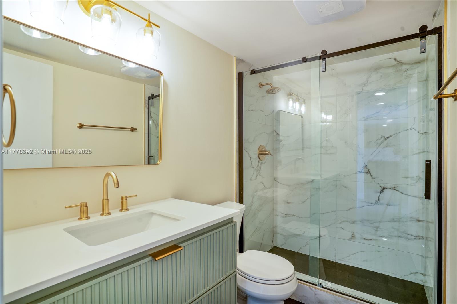 MARINERS WAY CONDO - Residential