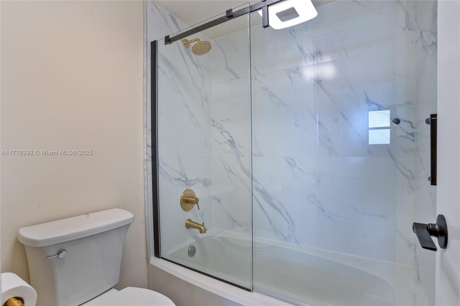 MARINERS WAY CONDO - Residential