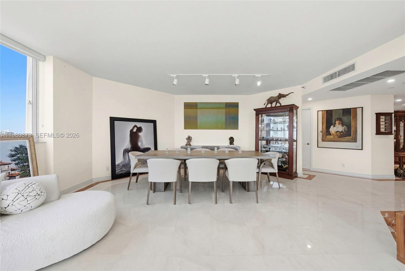 ONE ISLAND PLACE CONDO 1 - Residential