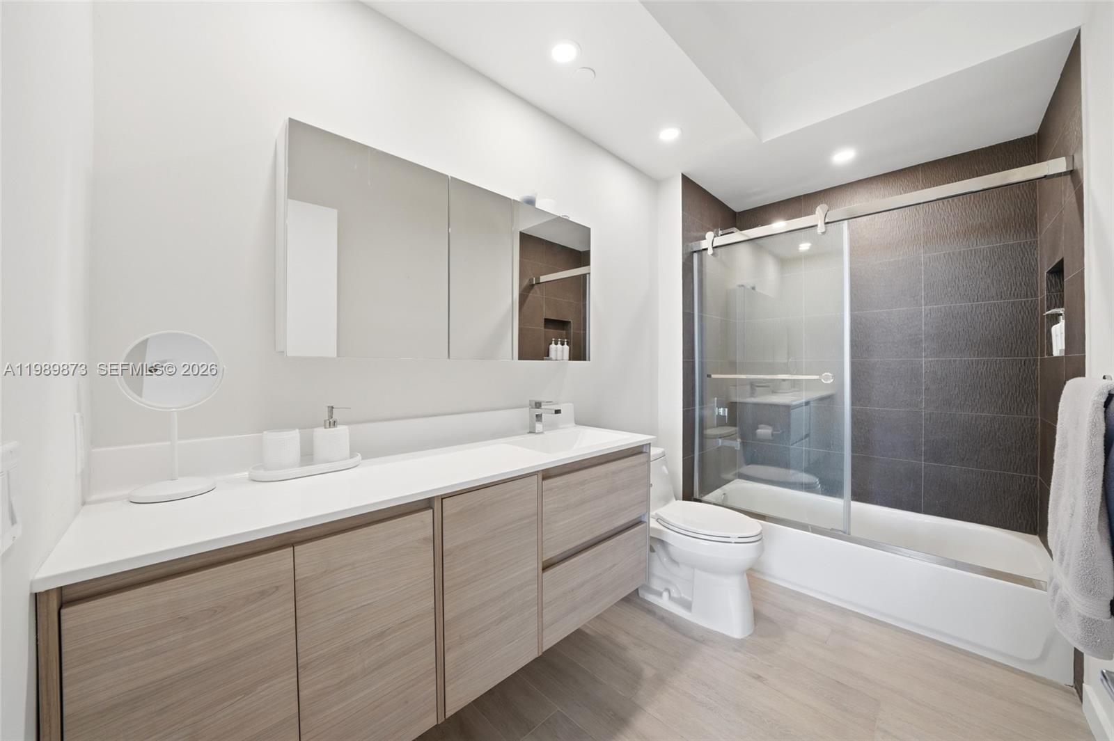 ONE ISLAND PLACE CONDO 1 - Residential