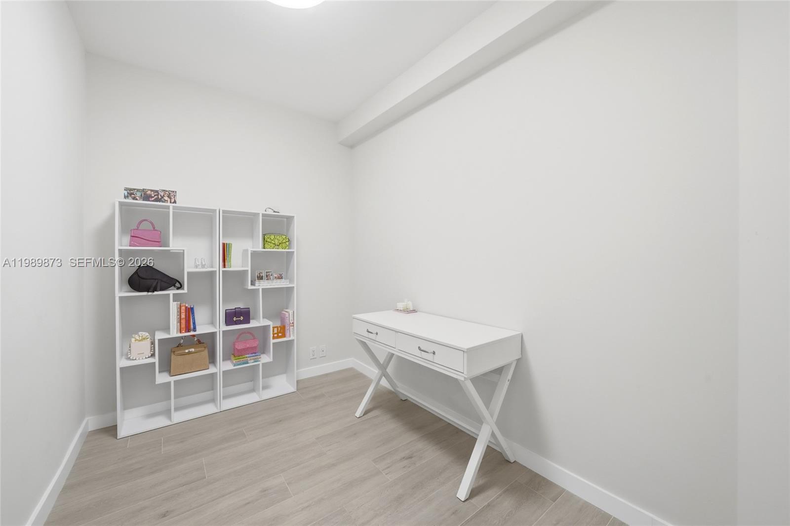 ONE ISLAND PLACE CONDO 1 - Residential