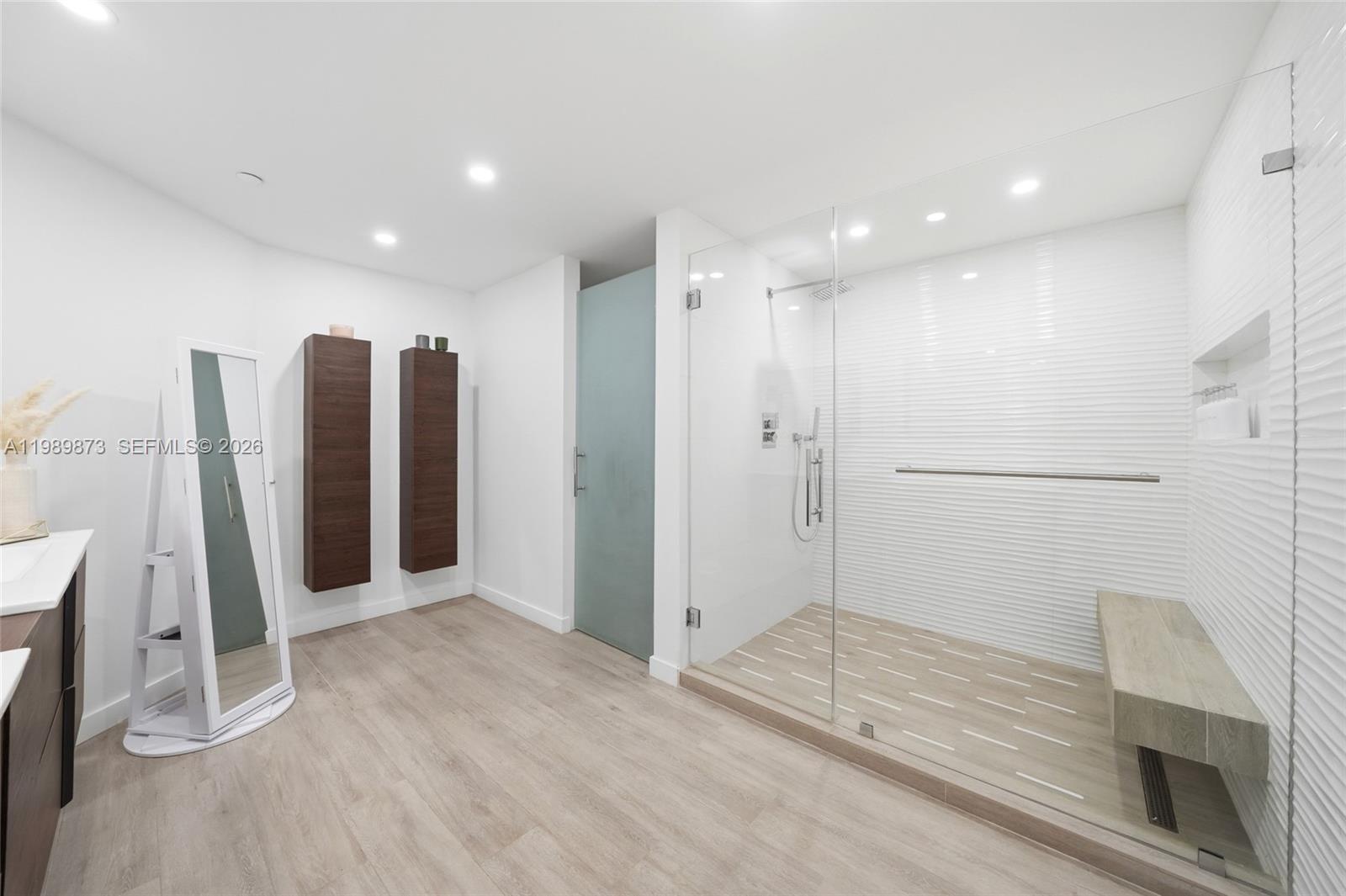 ONE ISLAND PLACE CONDO 1 - Residential