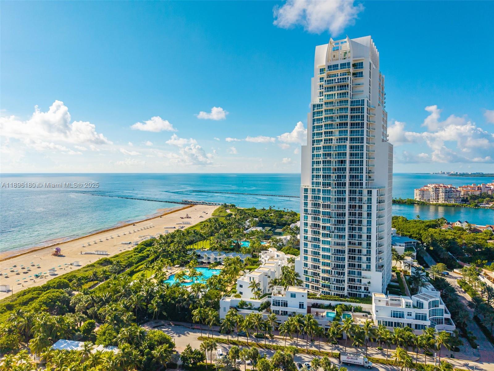 CONTINUUM ON SOUTH BEACH - Residential