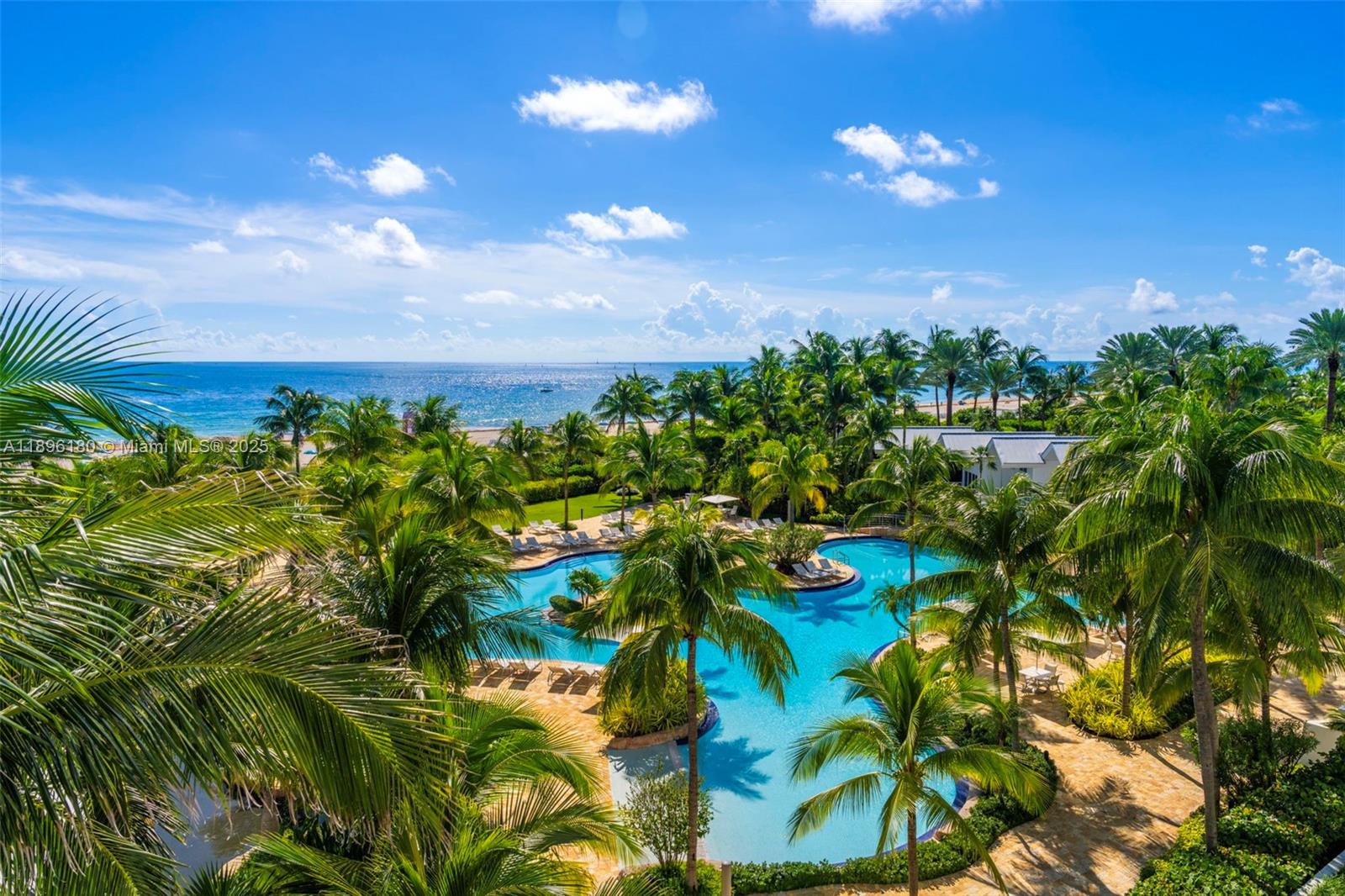 CONTINUUM ON SOUTH BEACH - Residential