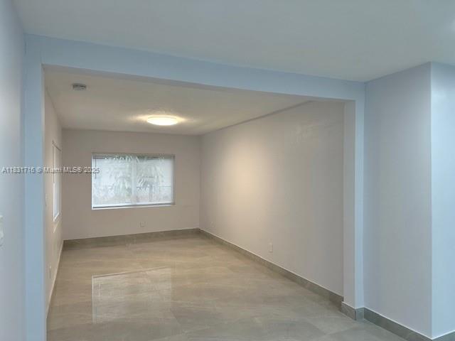 HIGHLAND SQUARE - Residential