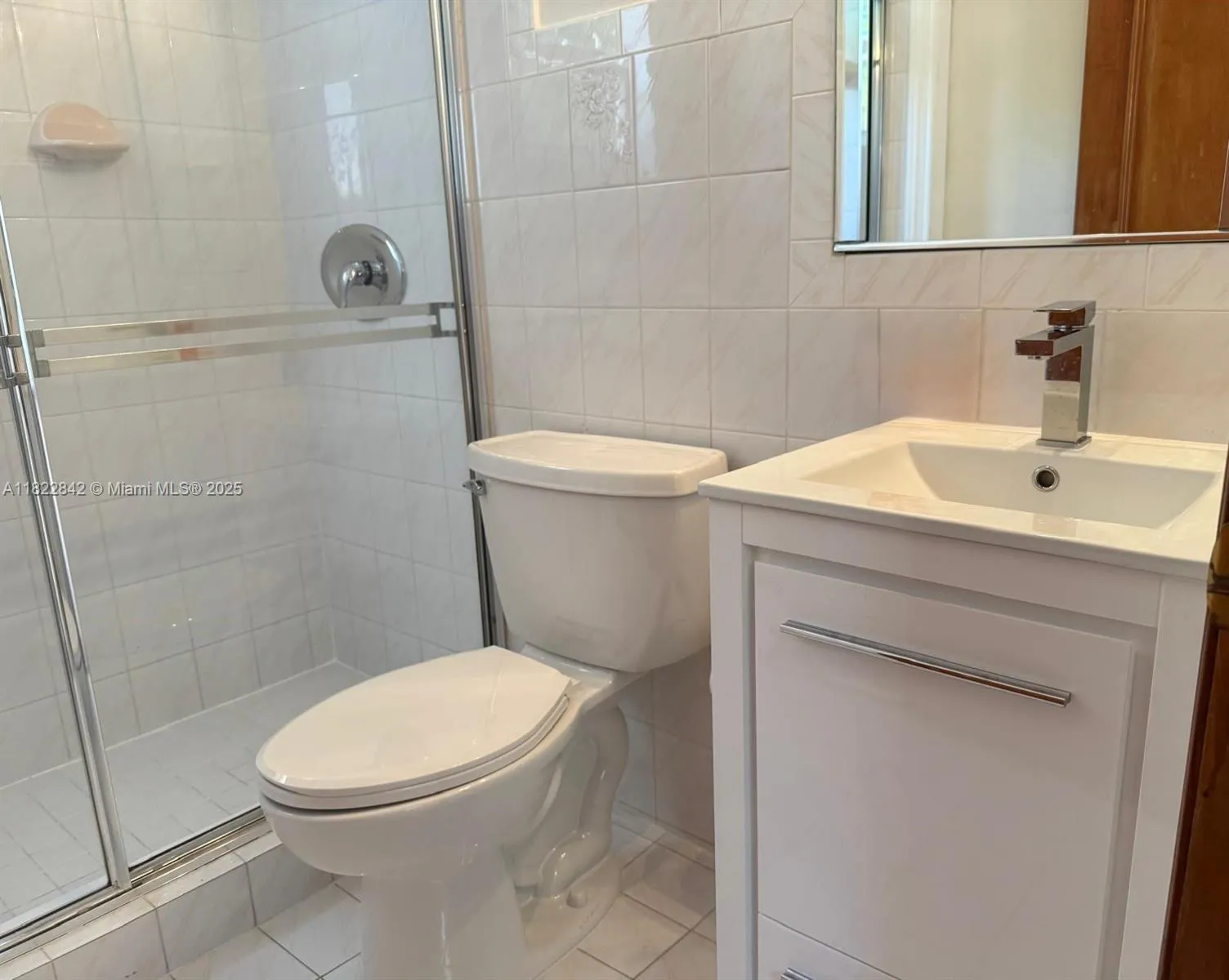 Coral Gables, Florida 33134, United States, 3 Bedrooms Bedrooms, ,3 BathroomsBathrooms,Residential,Active,152202