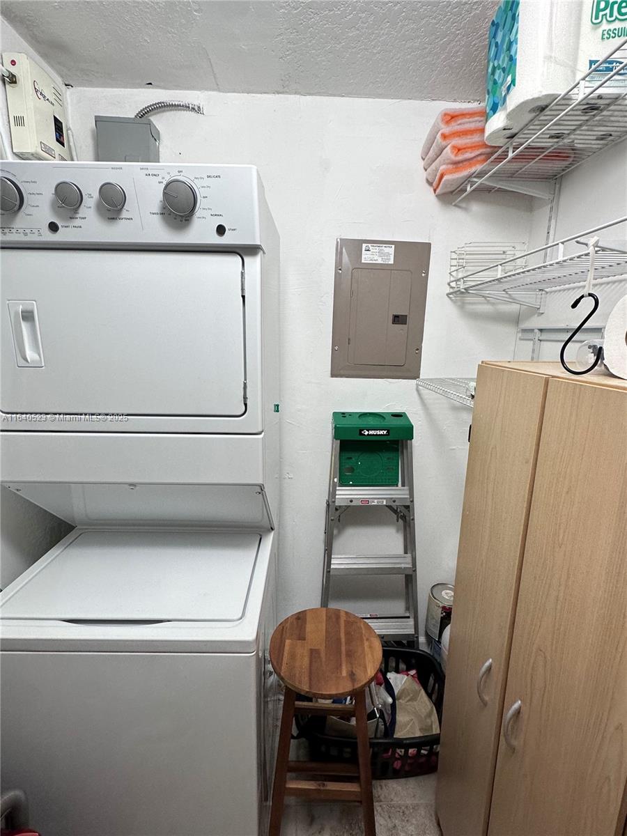 EMBARCADERO CONDO - Residential