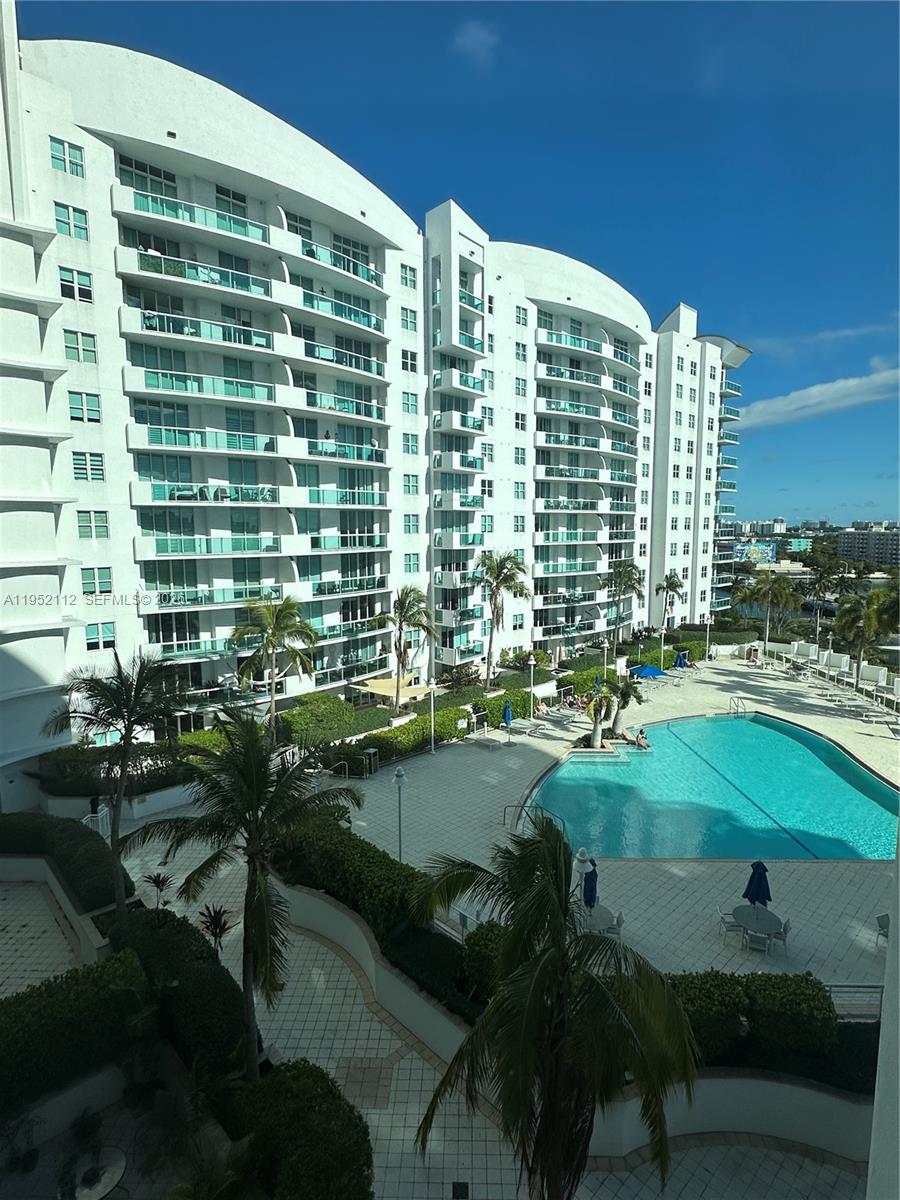 View photos, virtual tours, details... 7900 Harbor Island Dr 906