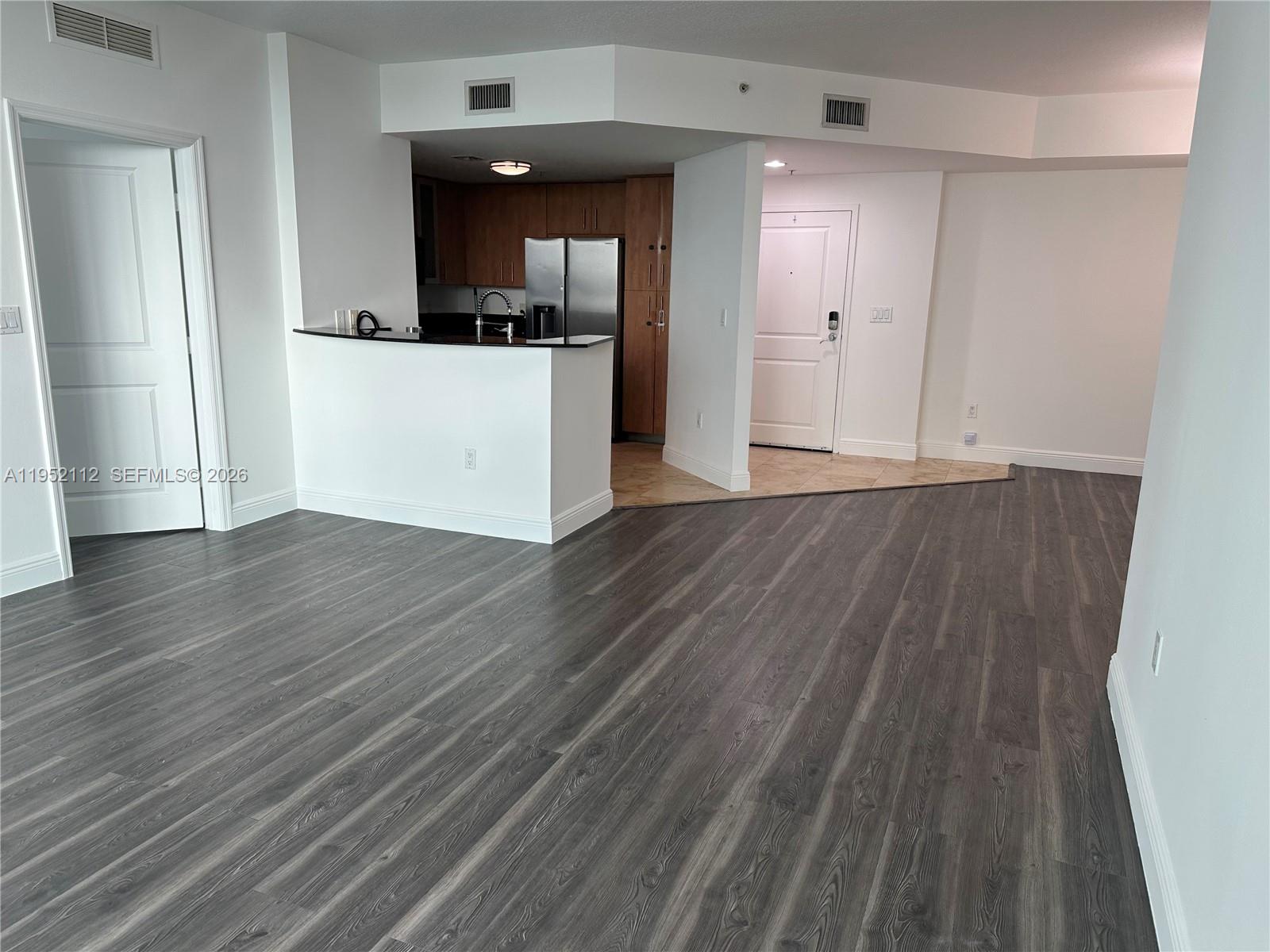 View photos, virtual tours, details... 7900 Harbor Island Dr 906