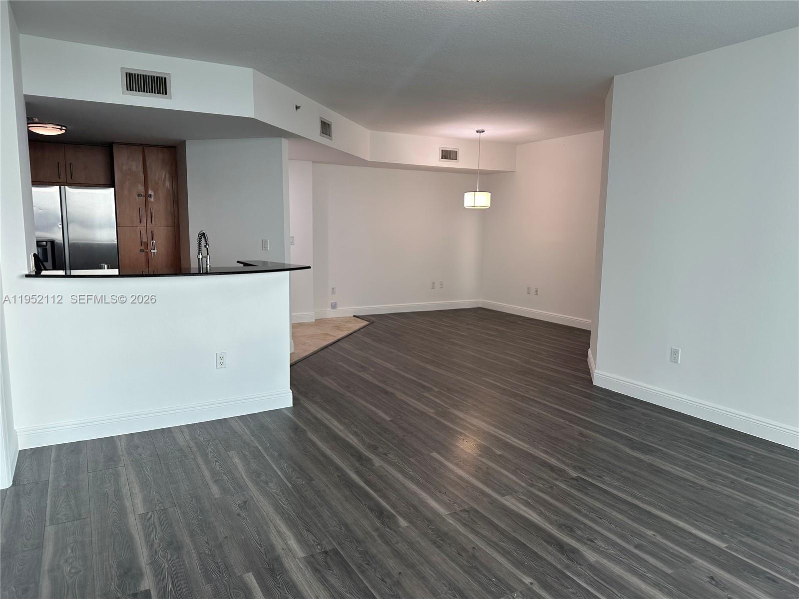 360 CONDO A - Residential