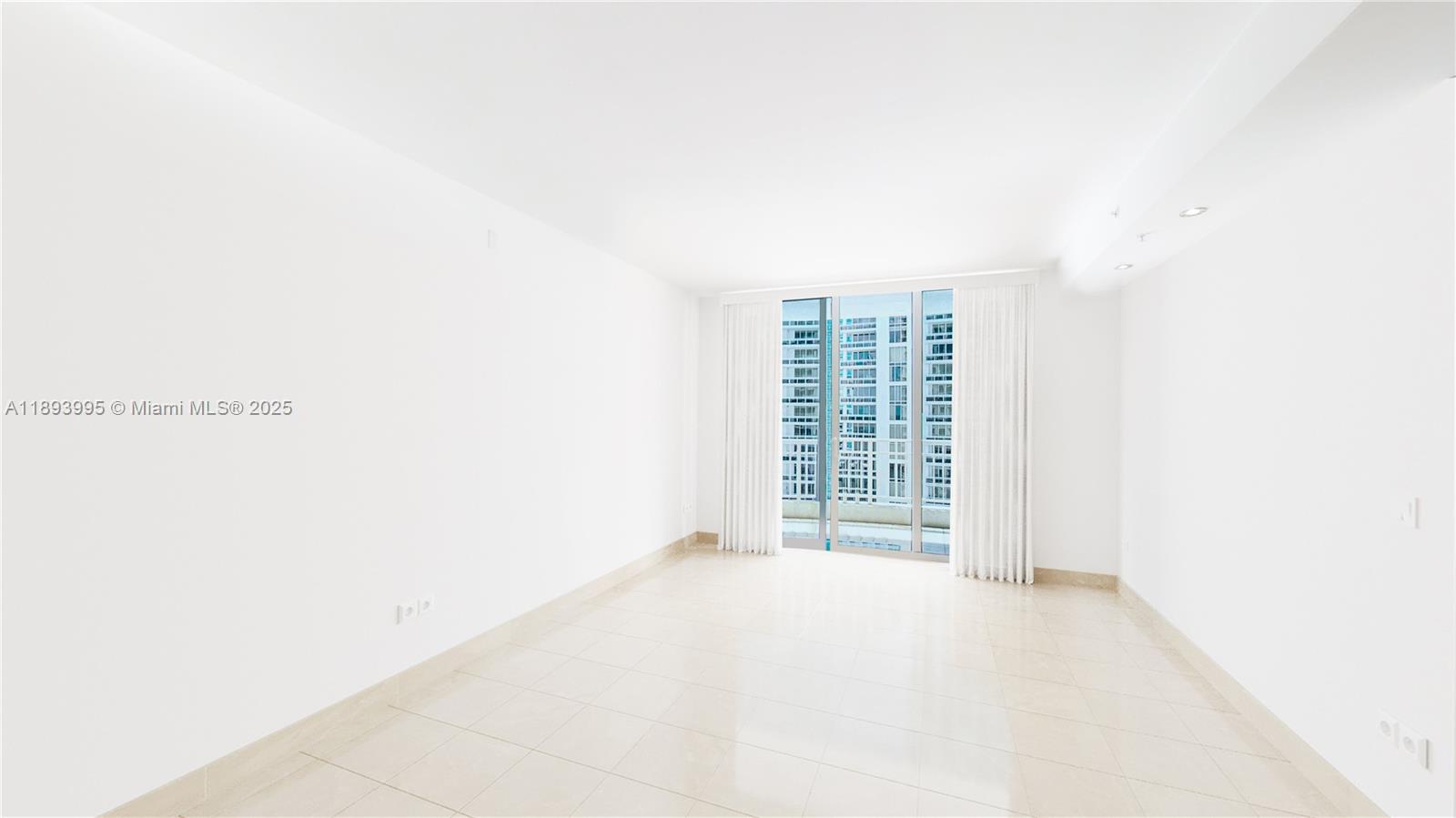 COURTS BRICKELL KEY CONDO - Residential Lease