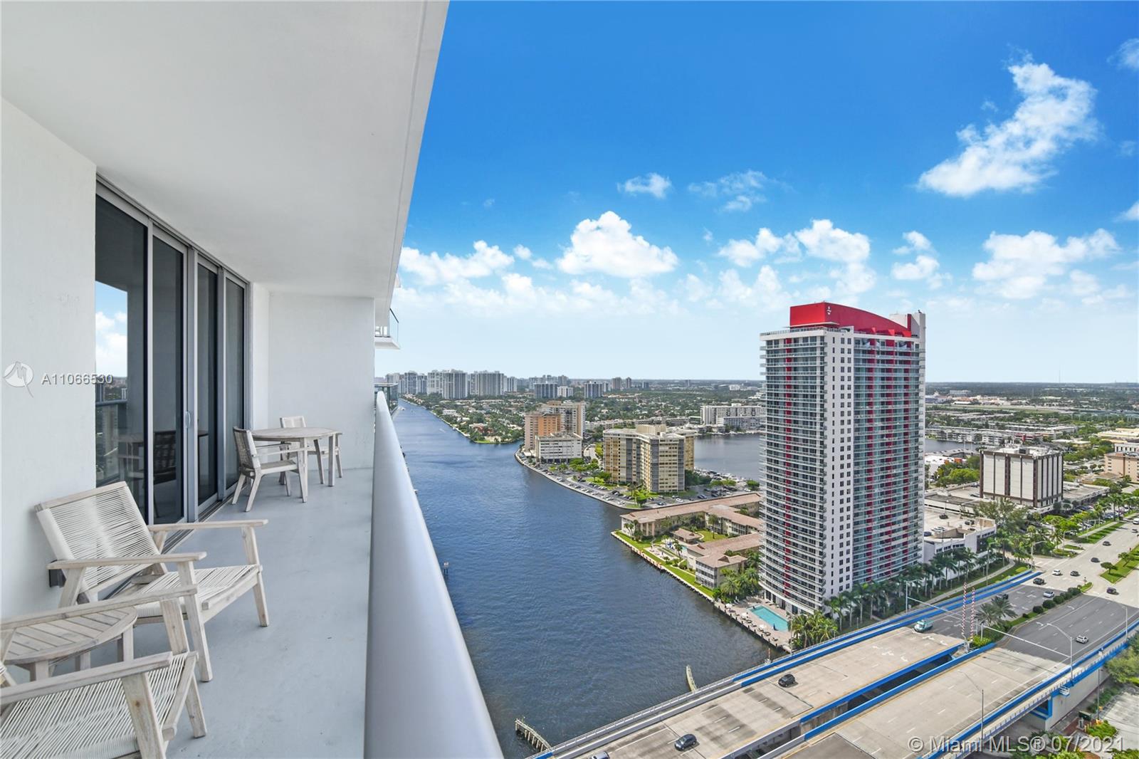 4010 S Ocean Dr R1406