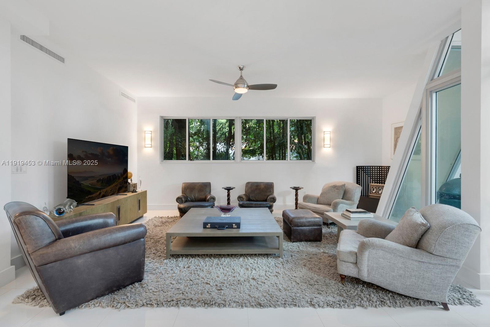 POMONA - Residential Lease