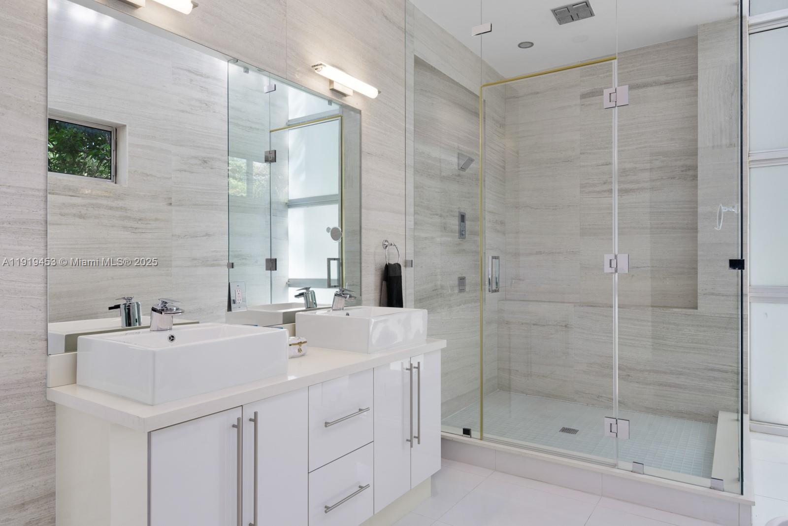 POMONA - Residential Lease