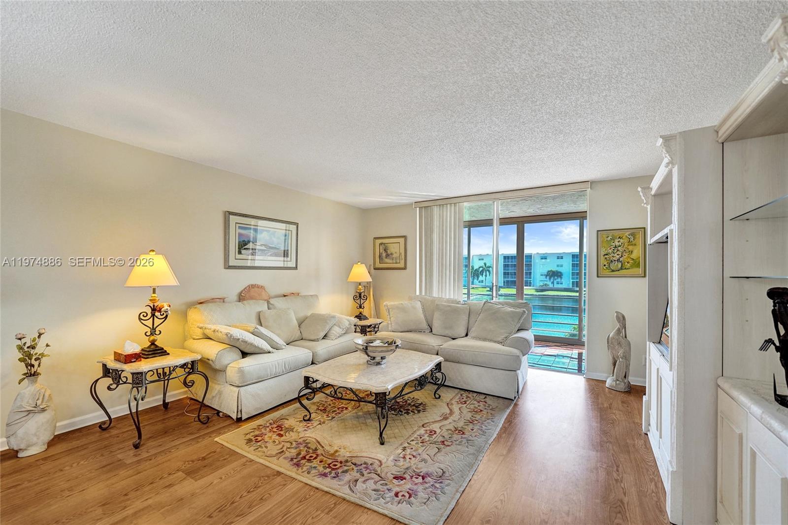 MEADOWBROOK LAKES CONDO - Residential