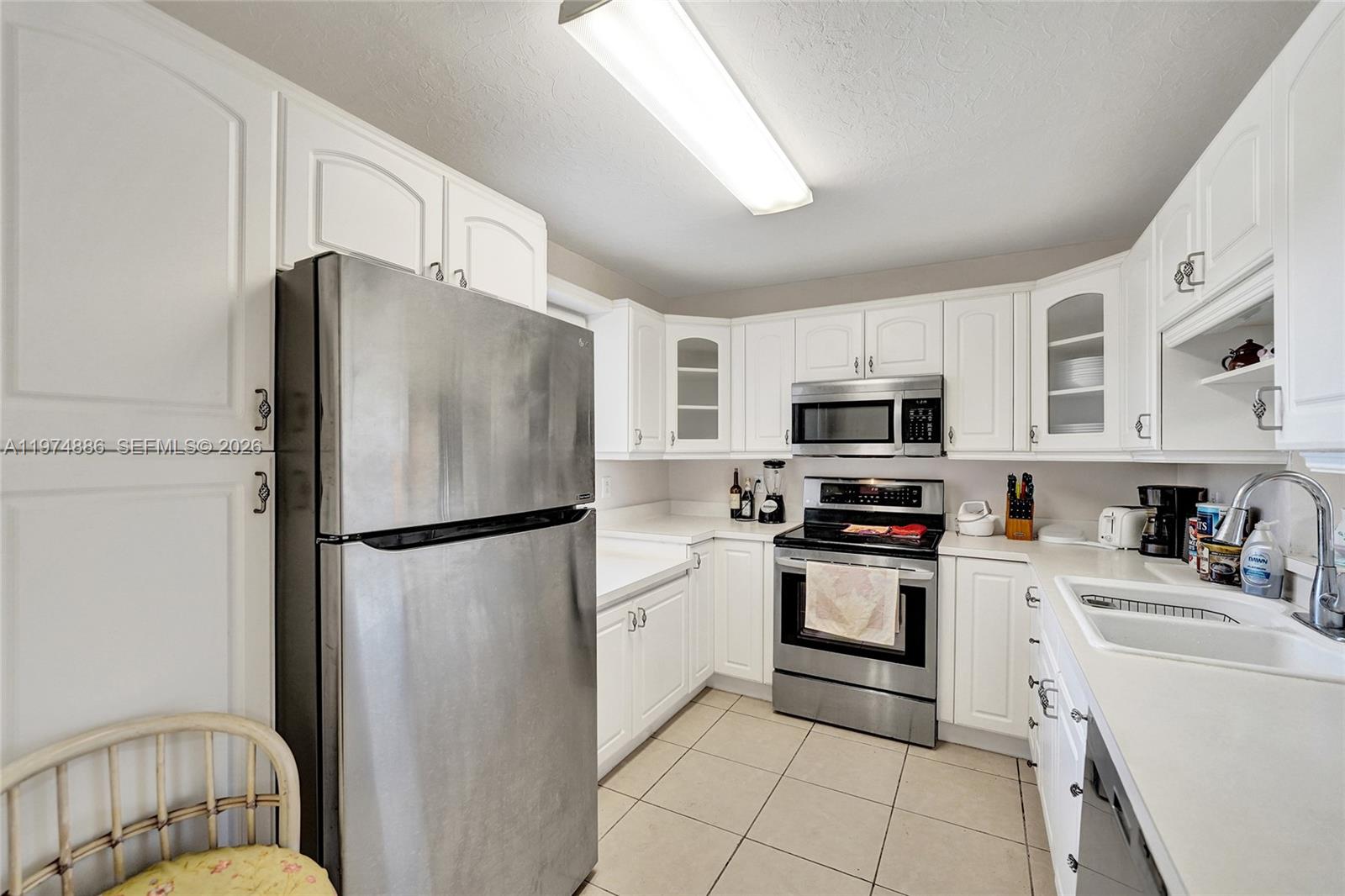 MEADOWBROOK LAKES CONDO - Residential