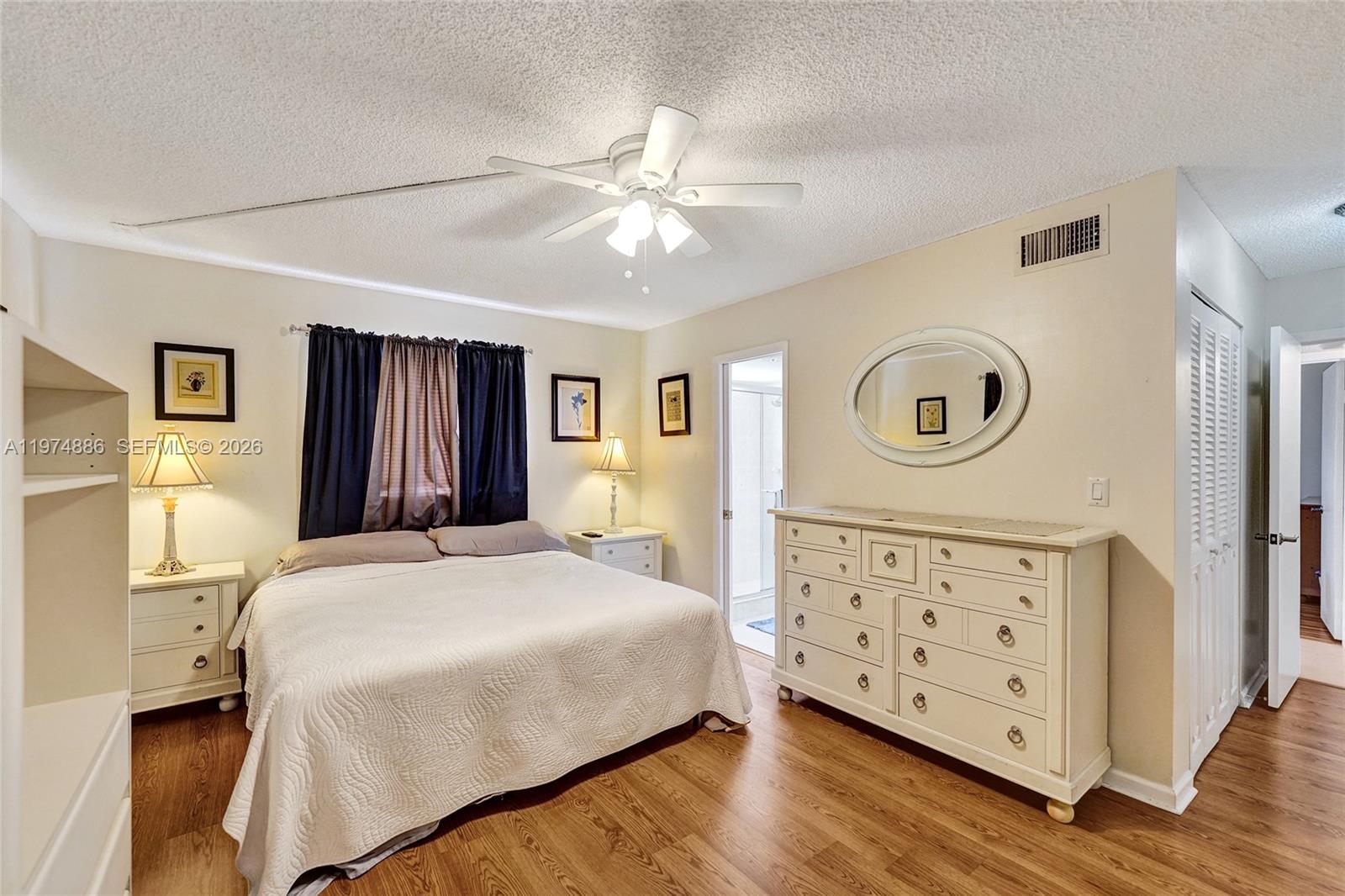 MEADOWBROOK LAKES CONDO - Residential