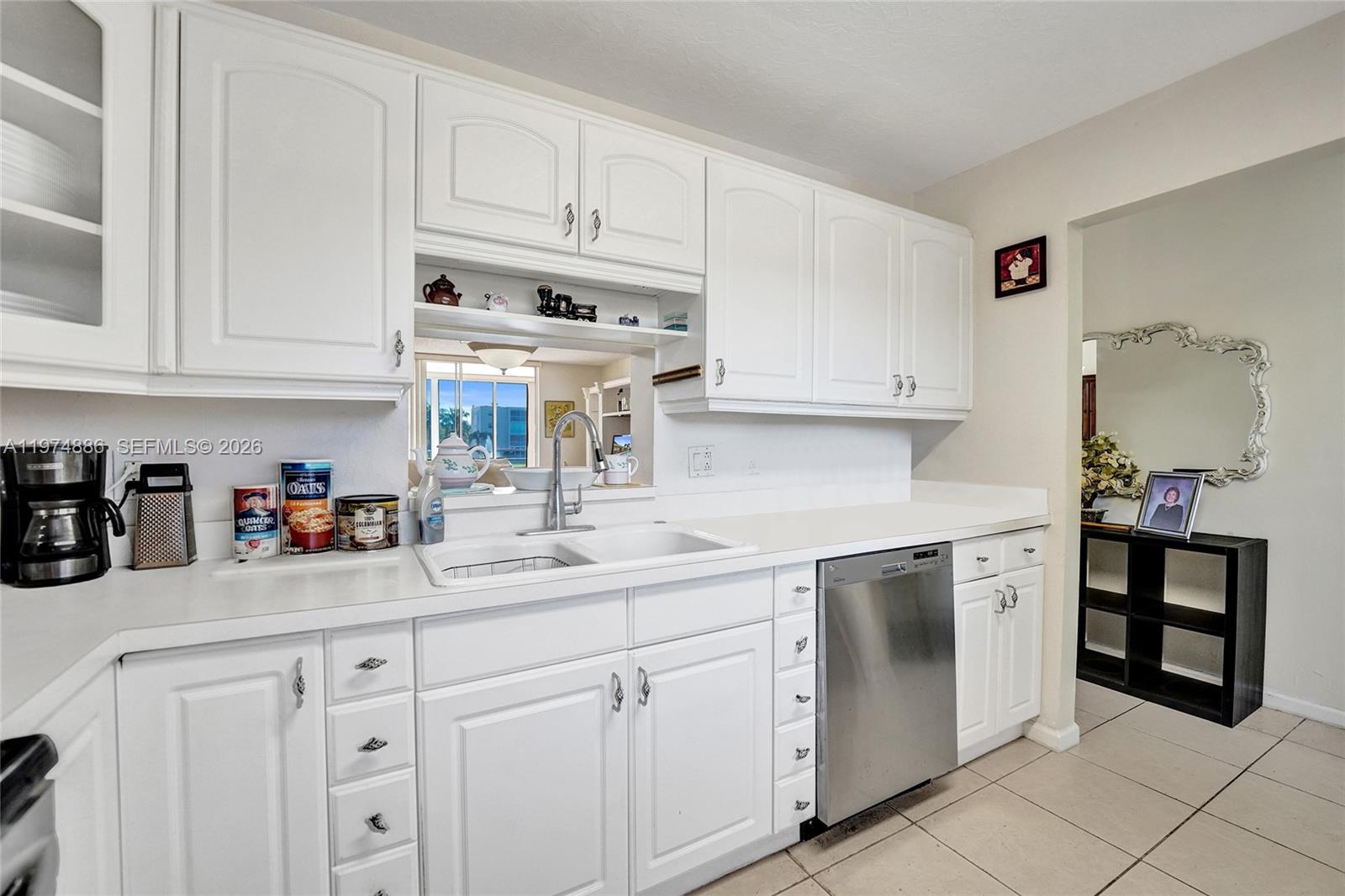 MEADOWBROOK LAKES CONDO - Residential