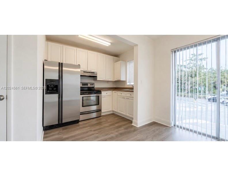 5960 NE 5th Ct 4