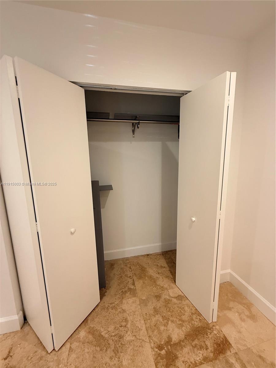 MIAMI LAKES LOCH ISLE - Residential Lease