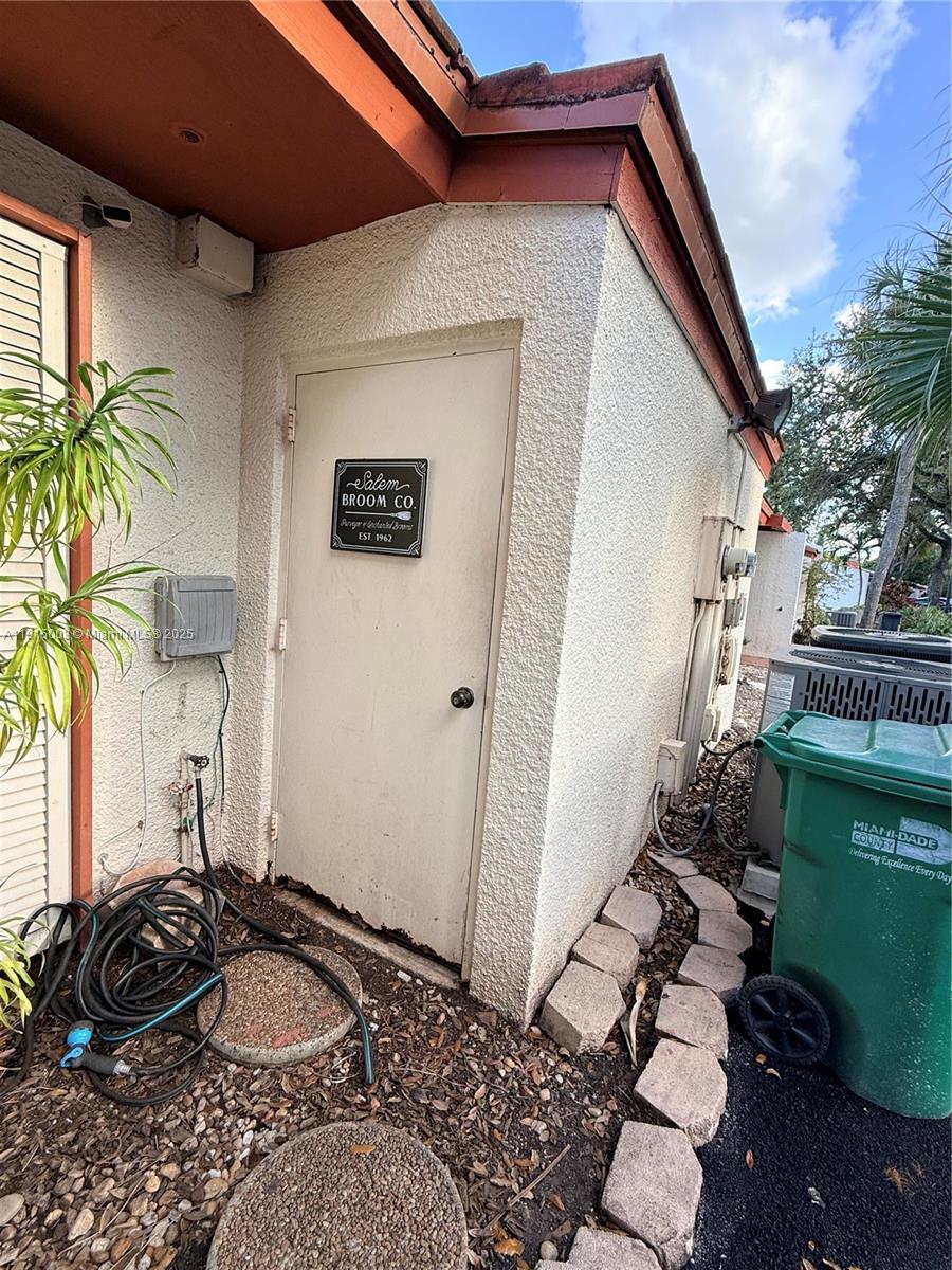 MIAMI LAKES LOCH ISLE - Residential Lease