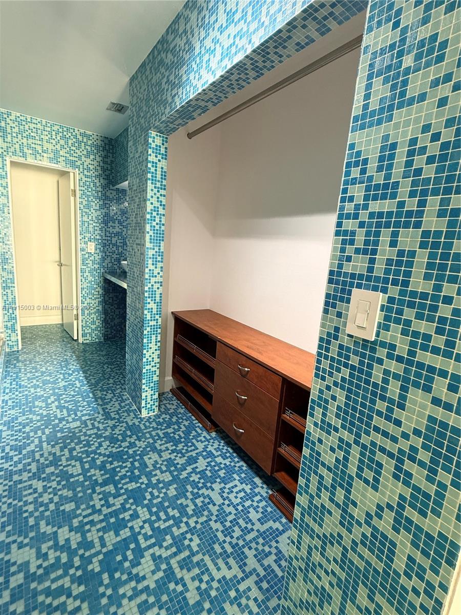 MIAMI LAKES LOCH ISLE - Residential Lease