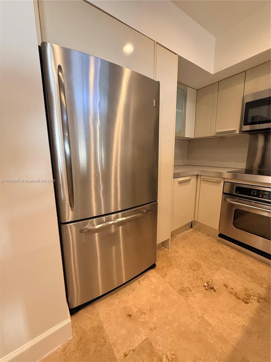 MIAMI LAKES LOCH ISLE - Residential Lease