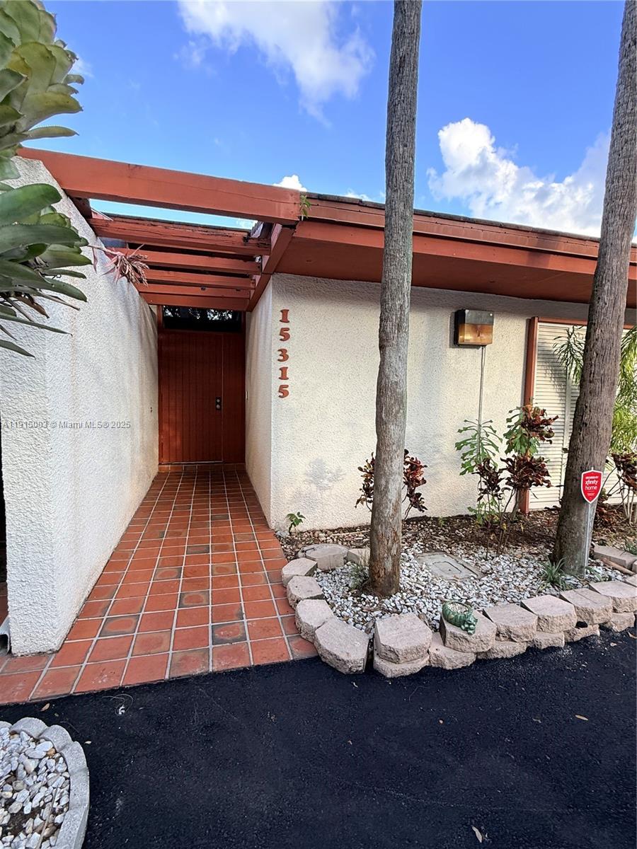 MIAMI LAKES LOCH ISLE - Residential Lease