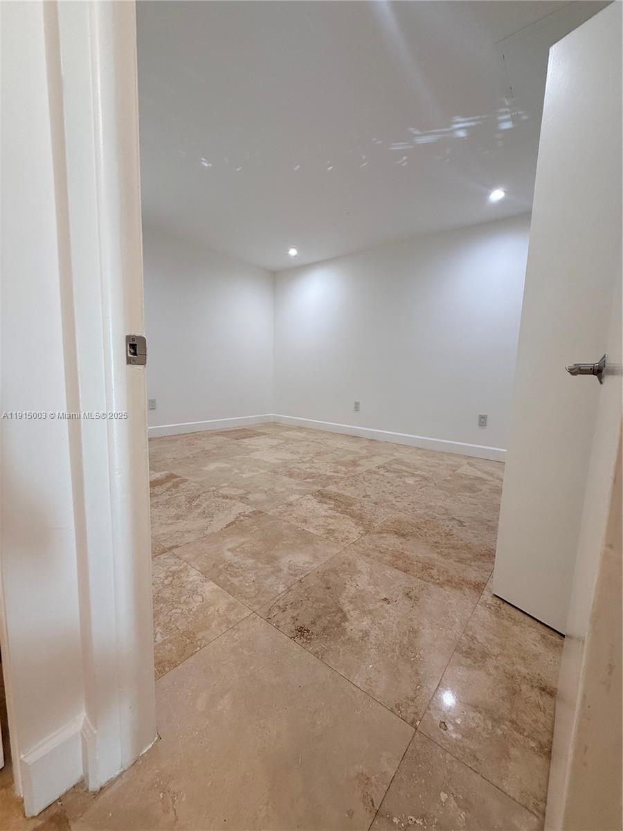 MIAMI LAKES LOCH ISLE - Residential Lease