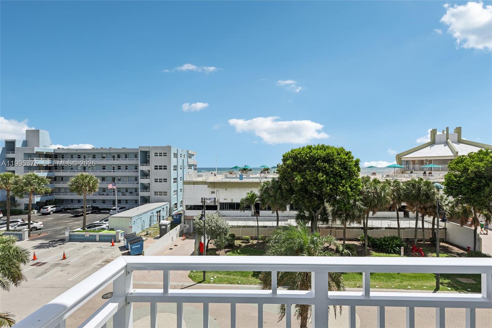 POMPANO BEACH CLUB NORTH - Residential