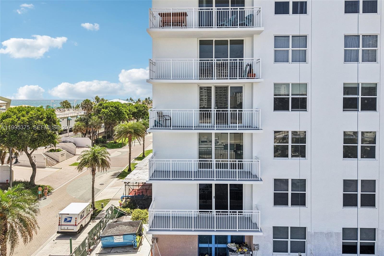 POMPANO BEACH CLUB NORTH - Residential