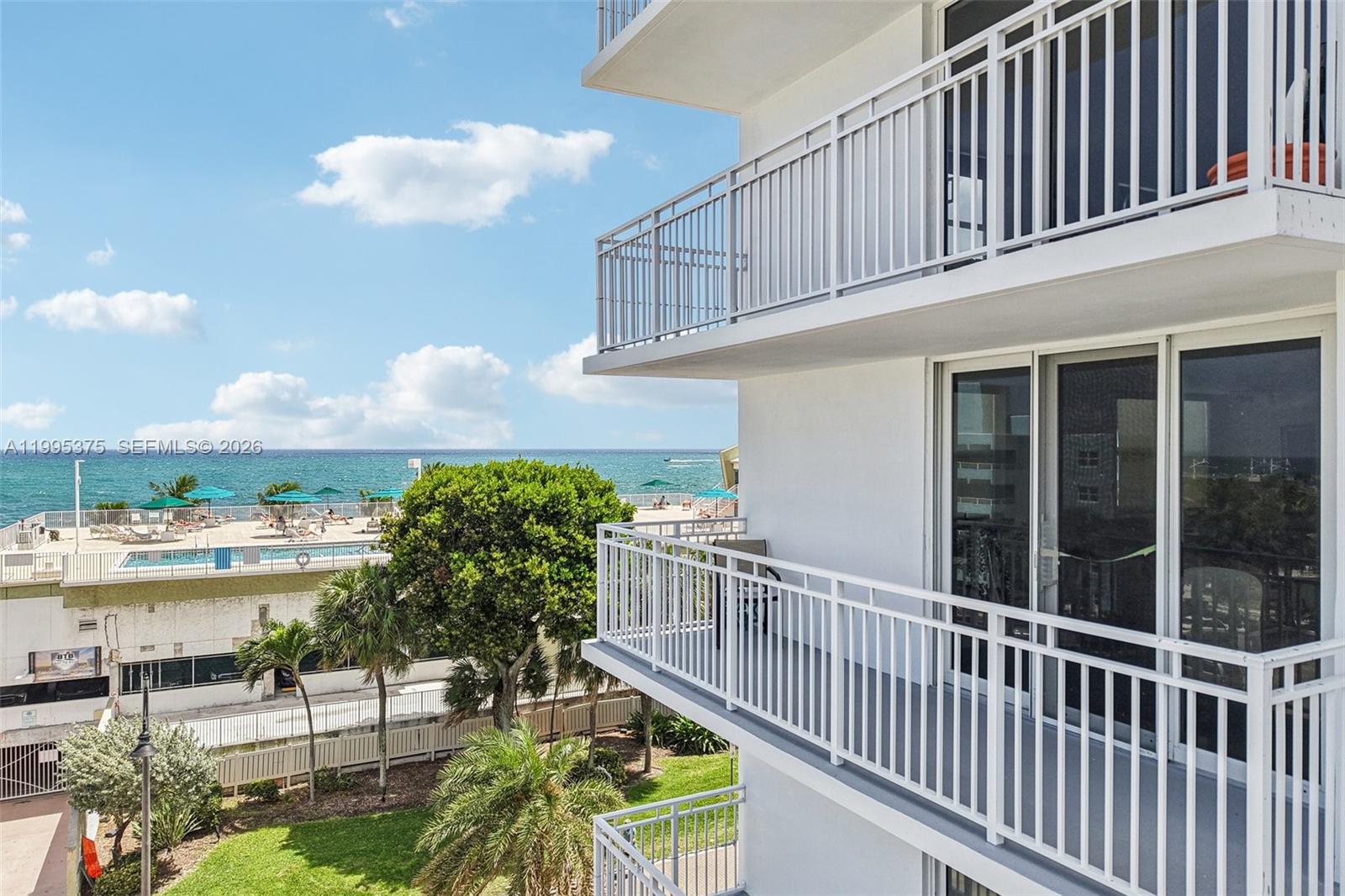 POMPANO BEACH CLUB NORTH - Residential
