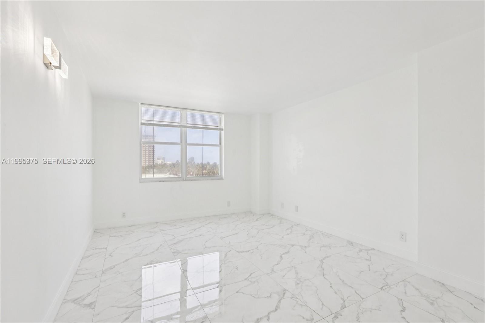 POMPANO BEACH CLUB NORTH - Residential