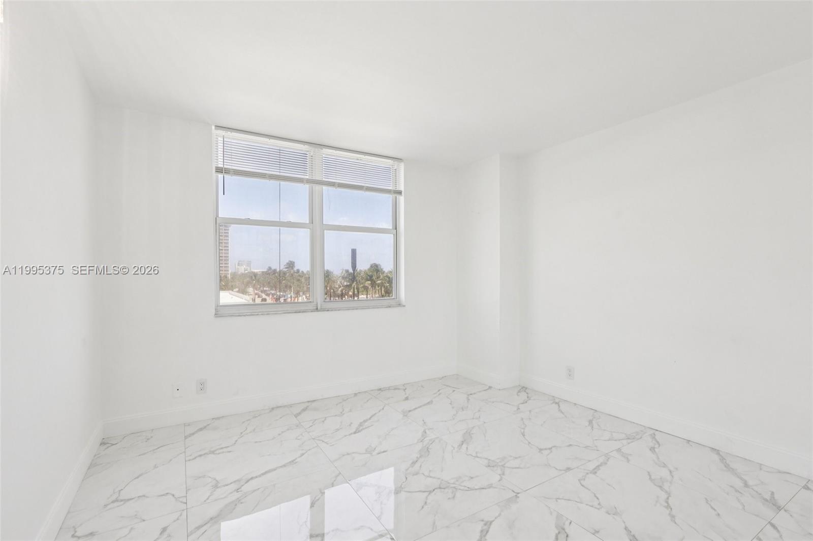 POMPANO BEACH CLUB NORTH - Residential