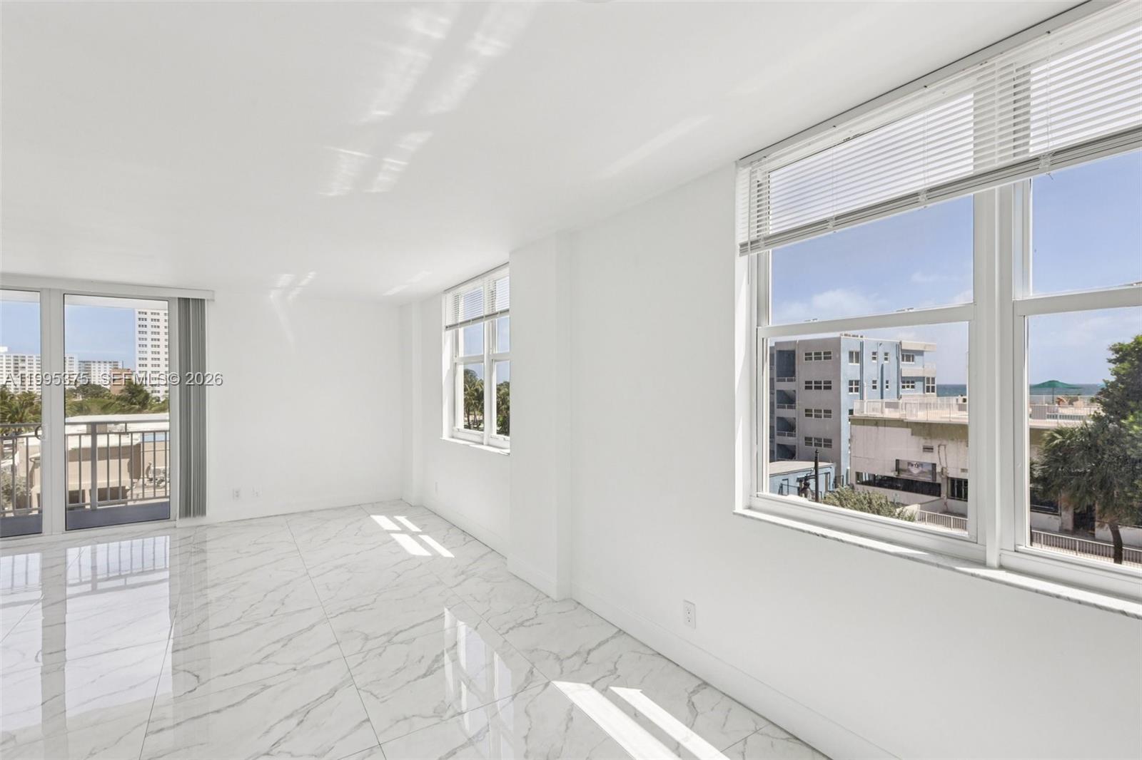 POMPANO BEACH CLUB NORTH - Residential