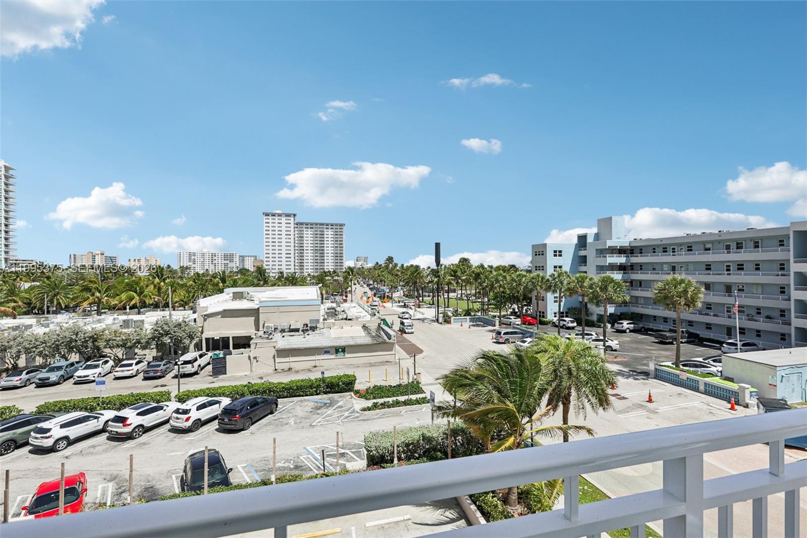 POMPANO BEACH CLUB NORTH - Residential