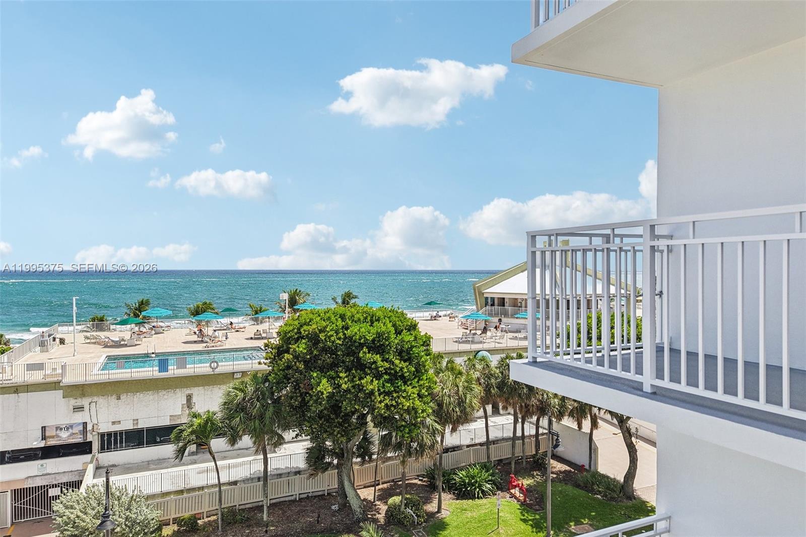POMPANO BEACH CLUB NORTH - Residential