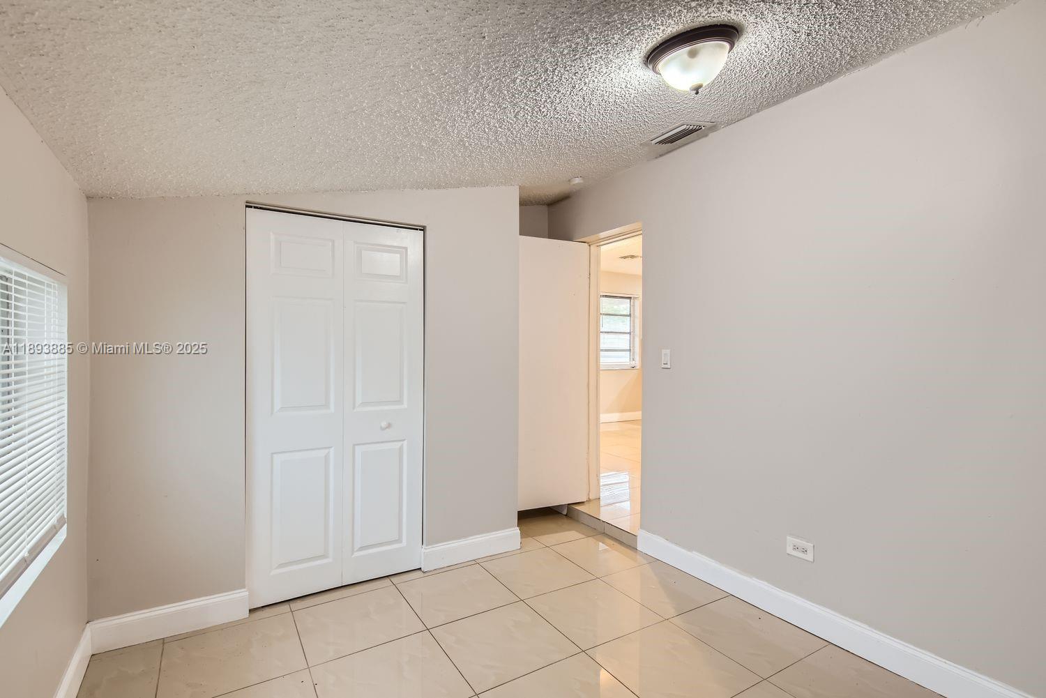 MIRAMAR SEC 10 - Residential
