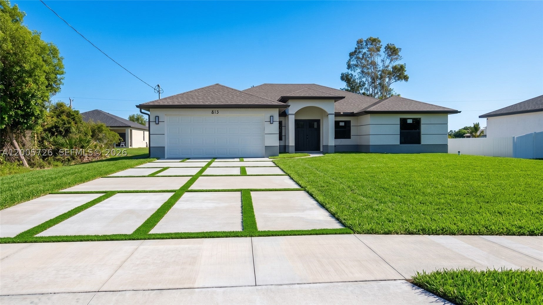 813 Bell Blvd S